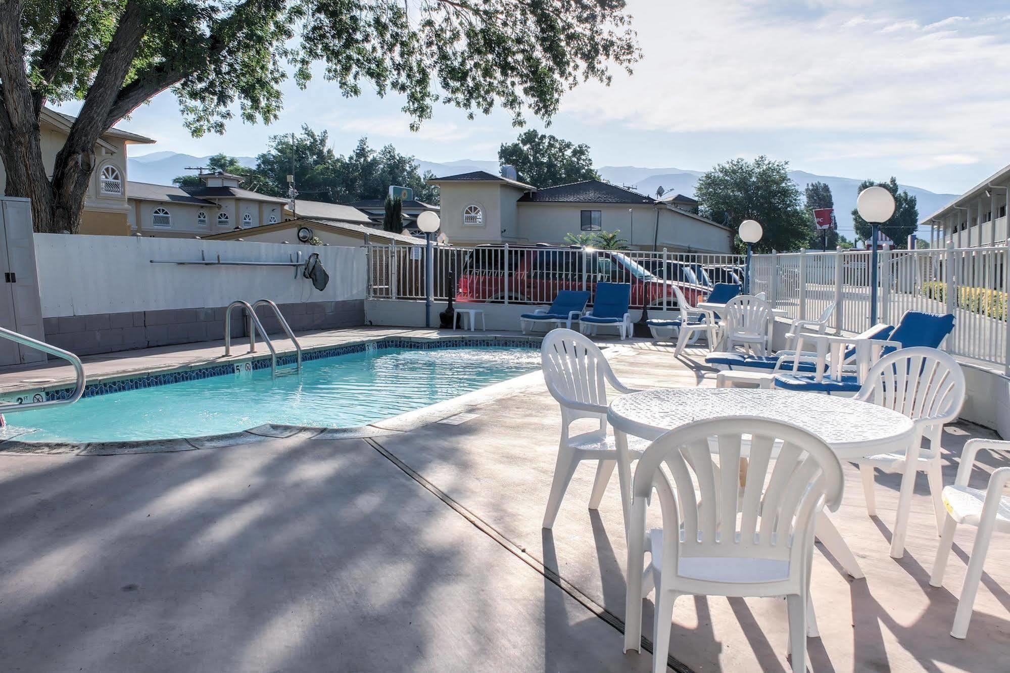 Motel 6-Bishop, Ca エクステリア 写真